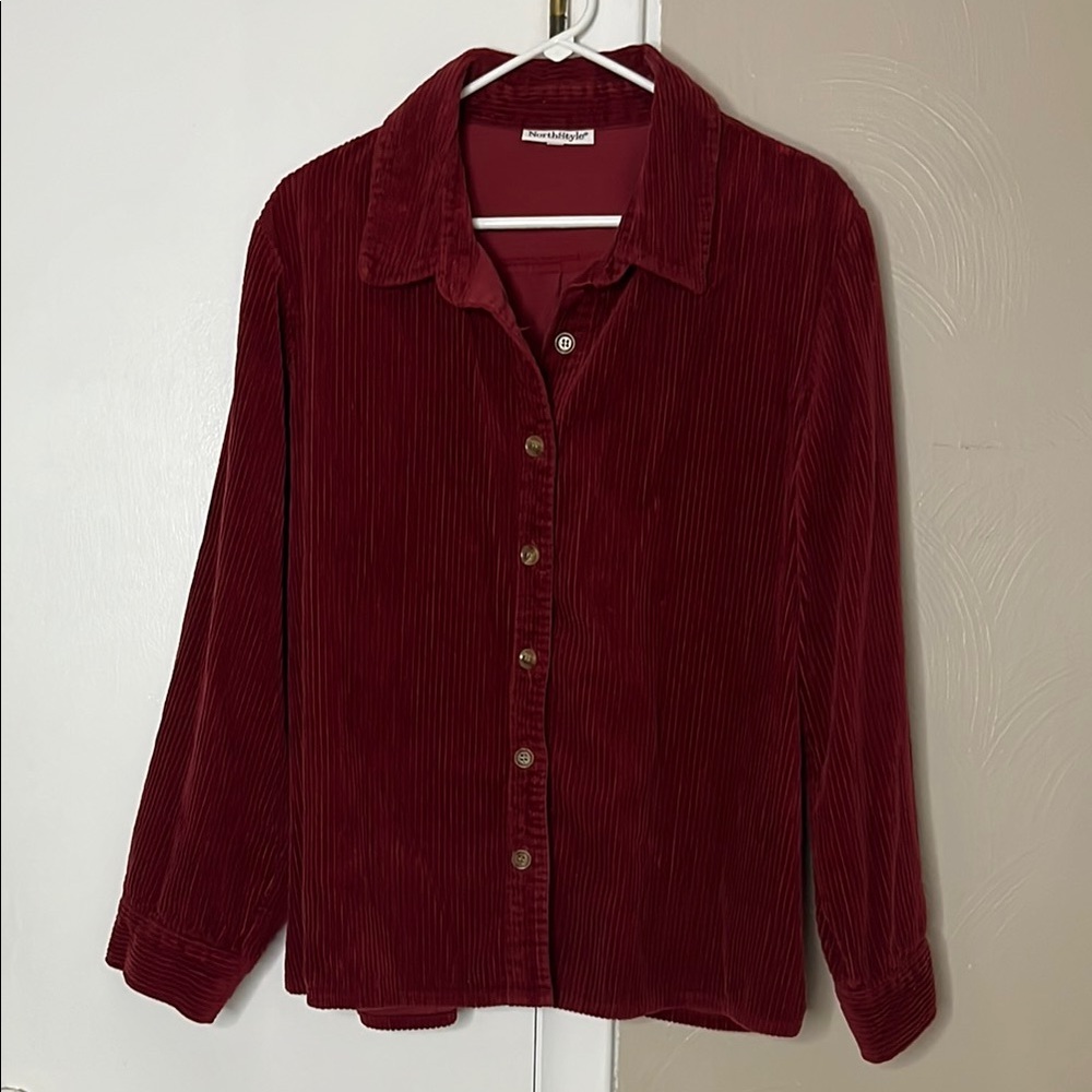 NorthStyle Burgundy Corduroy Button-Up